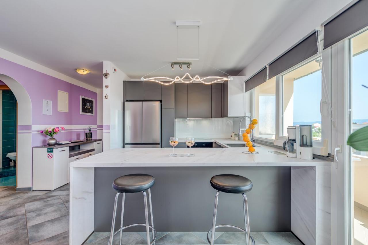 Summer Orchid - Spacious Duplex By The Beach & Ps5 Stobreč 外观 照片